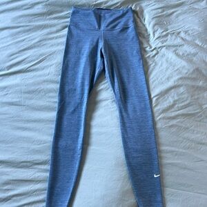 Nike One Luxe Heathered ankle length Leggings- size XS